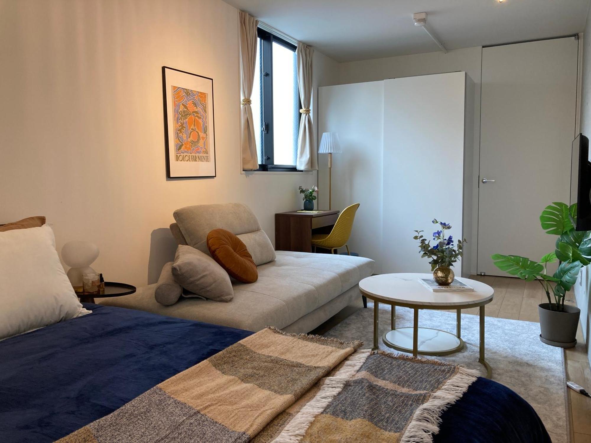 Fullea Yotsuya Apartment